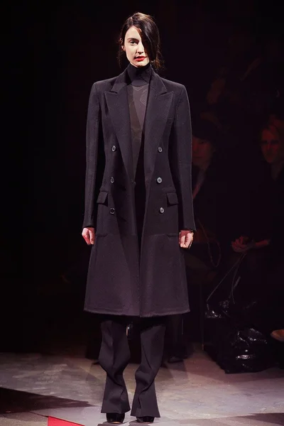 Look 1